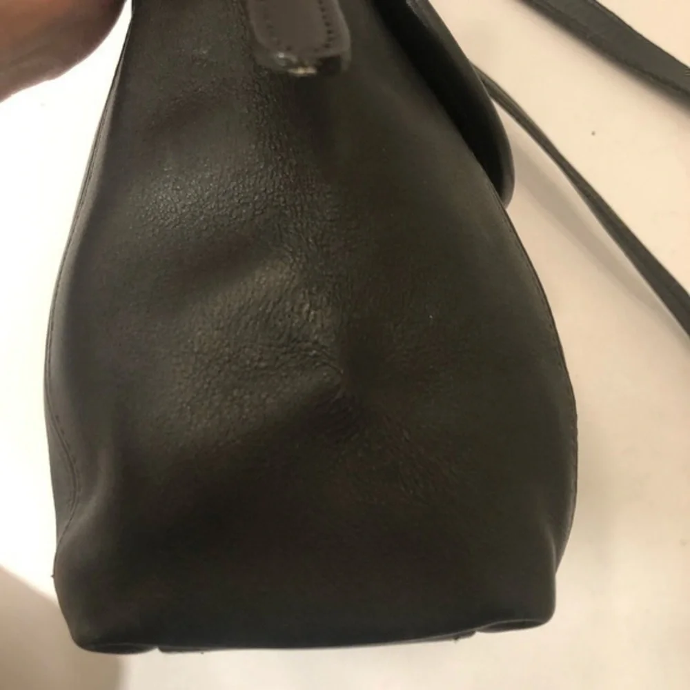Coach vintage black leather 4108 soho flap bag